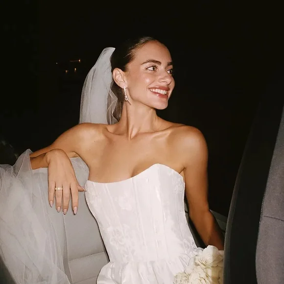 V. Chapman Ginny Strapless Corset Lace Mini Dress - Picture 4 of 10